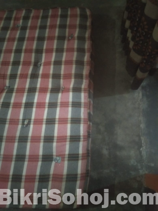 জাজিম বিক্রি হবে